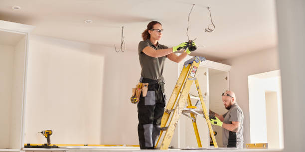 Best Outdoor Lighting Installation  in Euclid, OH